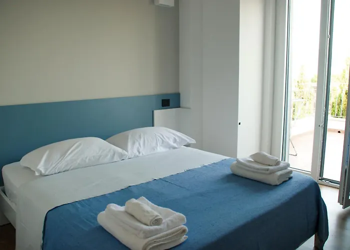 Il Giardino Di Circe - לינה וארוחת בוקר Filadelfia