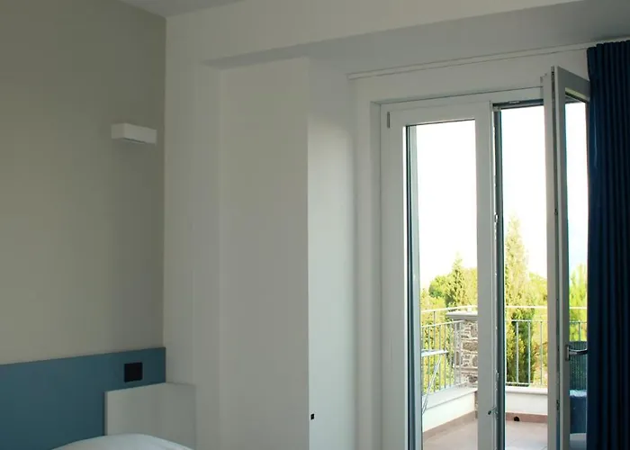 Il Giardino Di Circe - לינה וארוחת בוקר Filadelfia